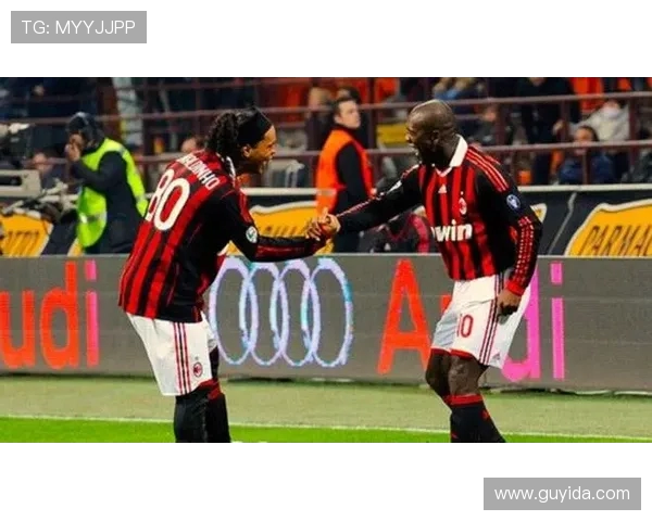 巴萨密切关注米兰左闸巴尔泰萨吉阿森纳亦有意加入激烈争夺战中